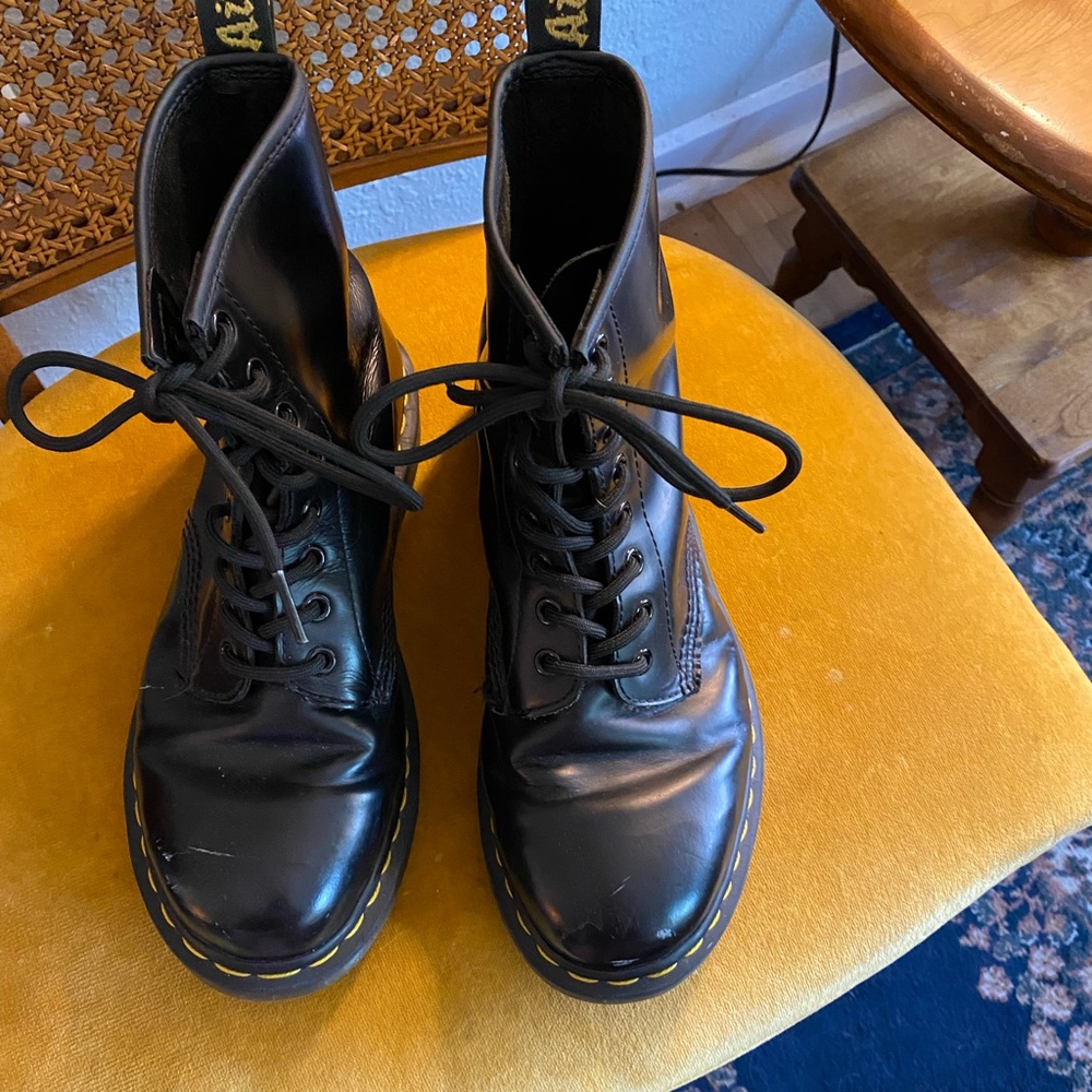 COPY - Dr. Martens Combat Boots